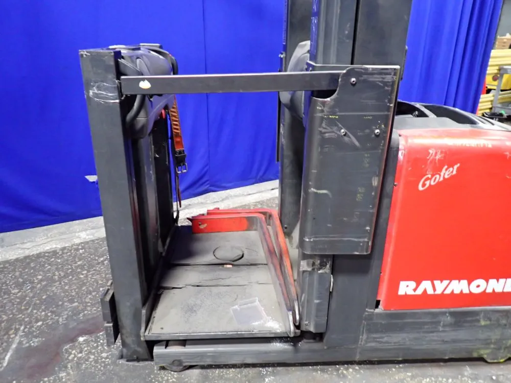 Raymond 2200 Lbs Electric Stand Up Fork Lift - 233-0pc30t
