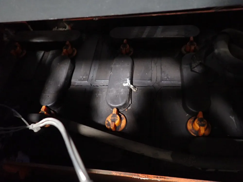 Raymond 2200 Lbs Electric Stand Up Fork Lift - 233-0pc30t