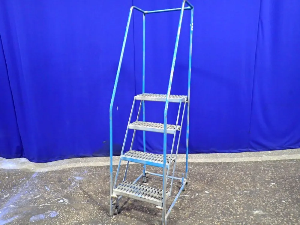 4 Steps Portable Stairs