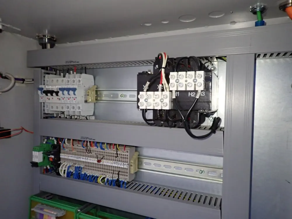 Milltronics 12" X 53" Cnc Vertical Mill - Vkm4