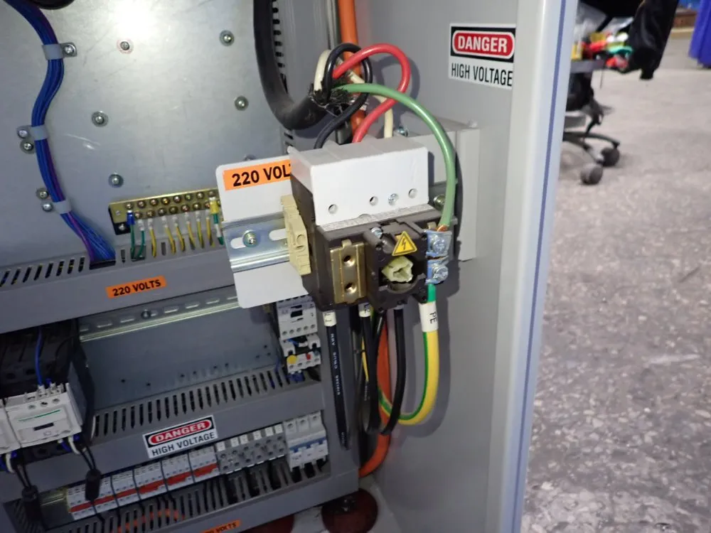 Milltronics 12" X 53" Cnc Vertical Mill - Vkm4