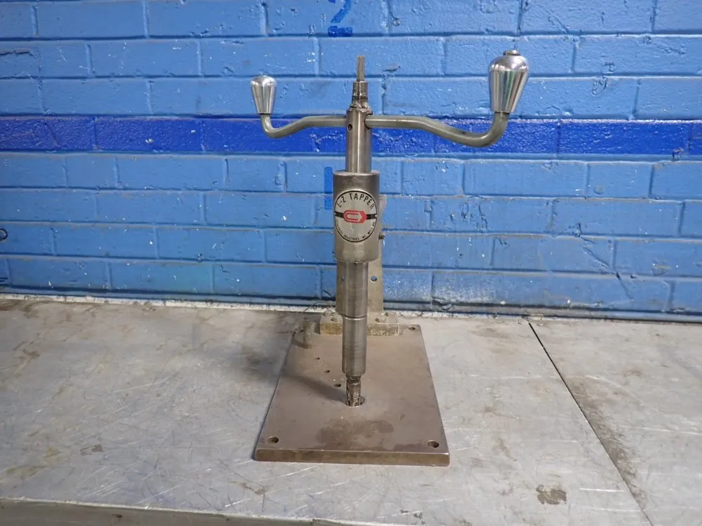 Cedarberg Industries Inc 1/4"-5/16" Hand Tapper