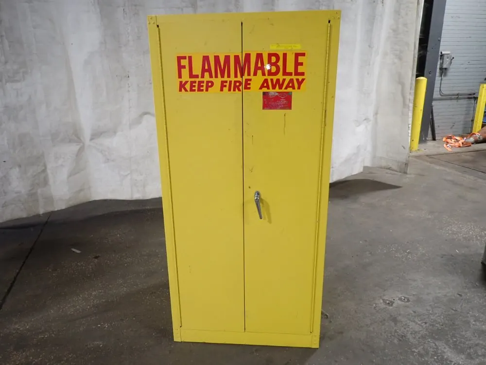 Eagle Mfg Co 60 Gallons Flammable Cabinet - 1962