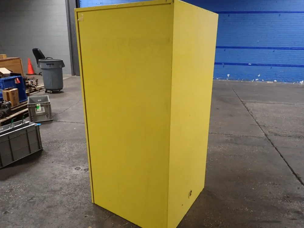 Eagle Mfg Co 60 Gallons Flammable Cabinet - 1962