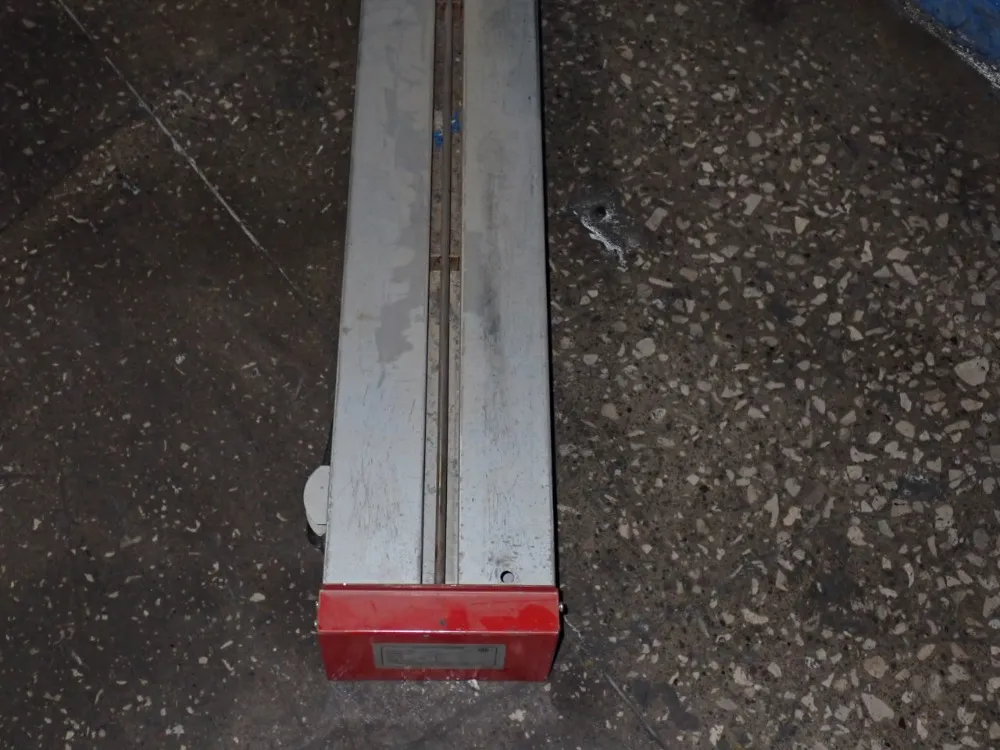 Kidder 450° F Stripheater - Emx-2