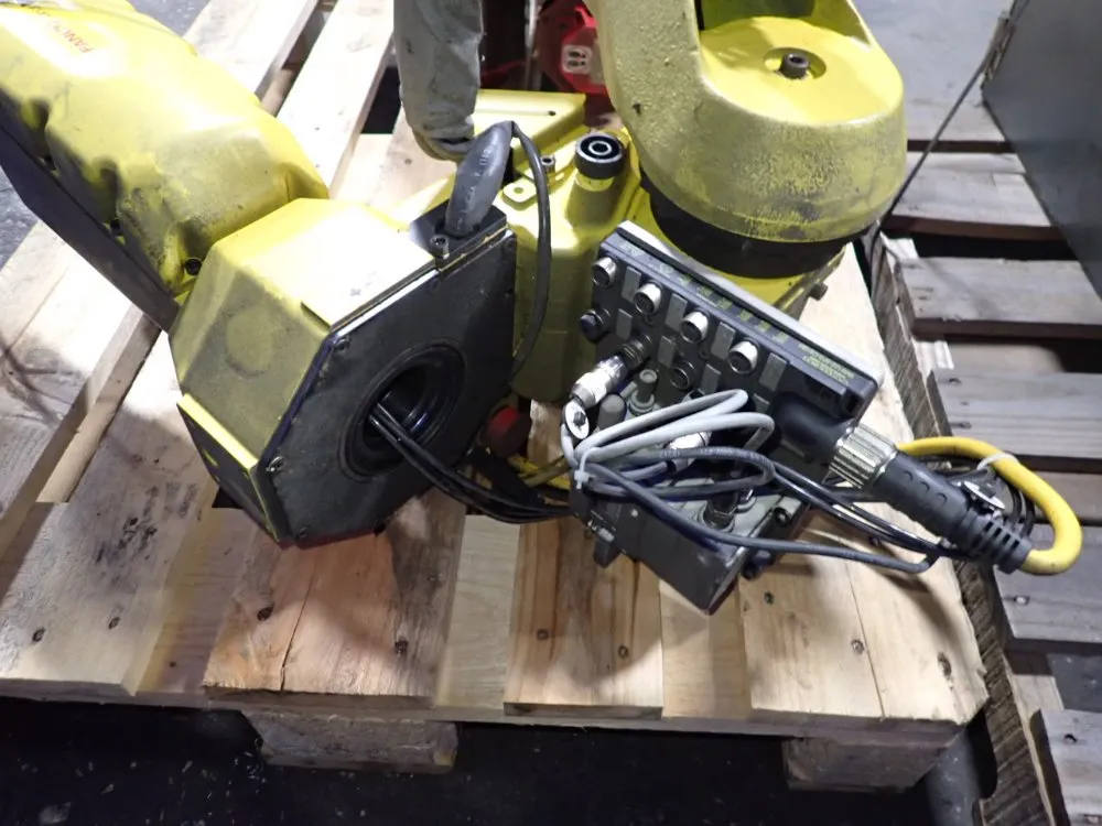 Fanuc Robot - M-10ia/12