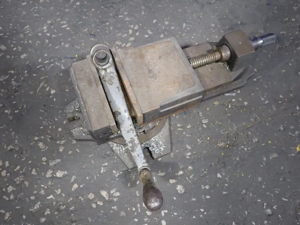 6" Vise