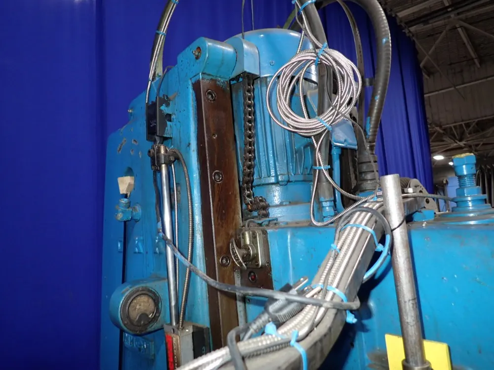 Okk / Osaka Kiko 65" X 14" Horizontal Mill - Mh-3v