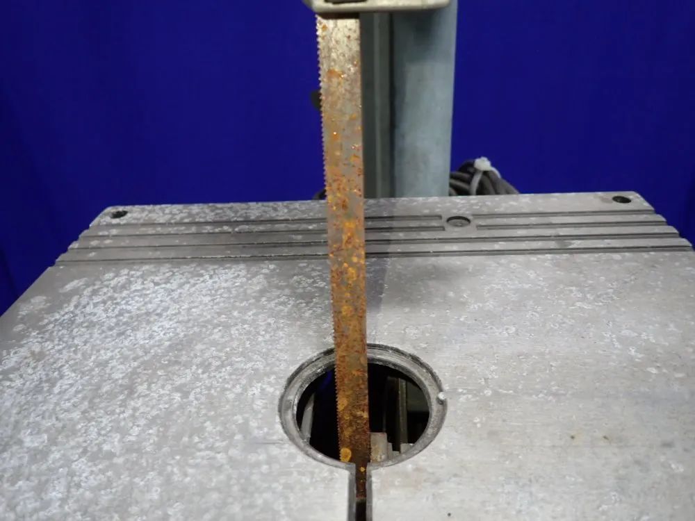 Delta 10" Vertical Bandsaw - 28-195