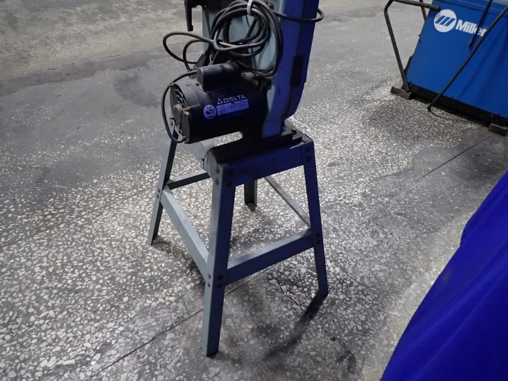 Delta 10" Vertical Bandsaw - 28-195