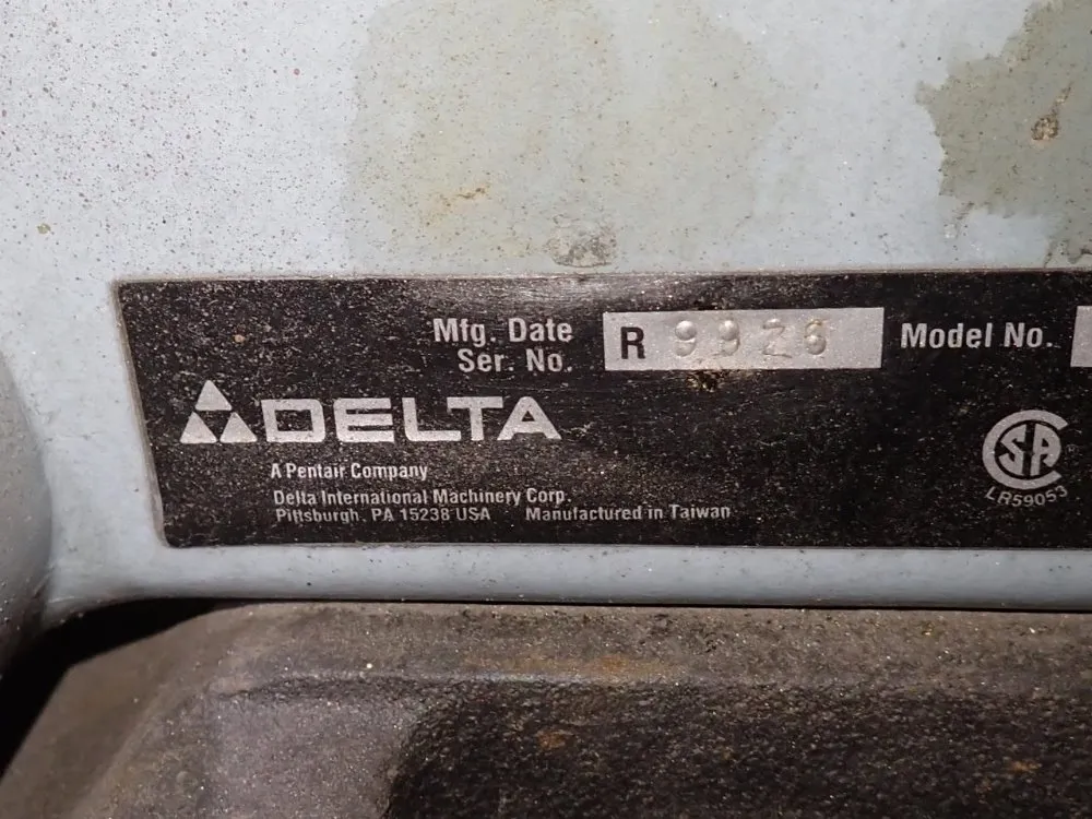 Delta 10" Vertical Bandsaw - 28-195