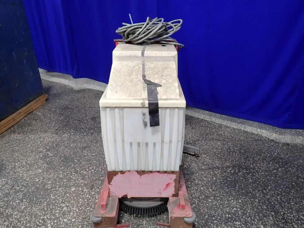 Pullman Holt Products Floor Scrubber - Es2000