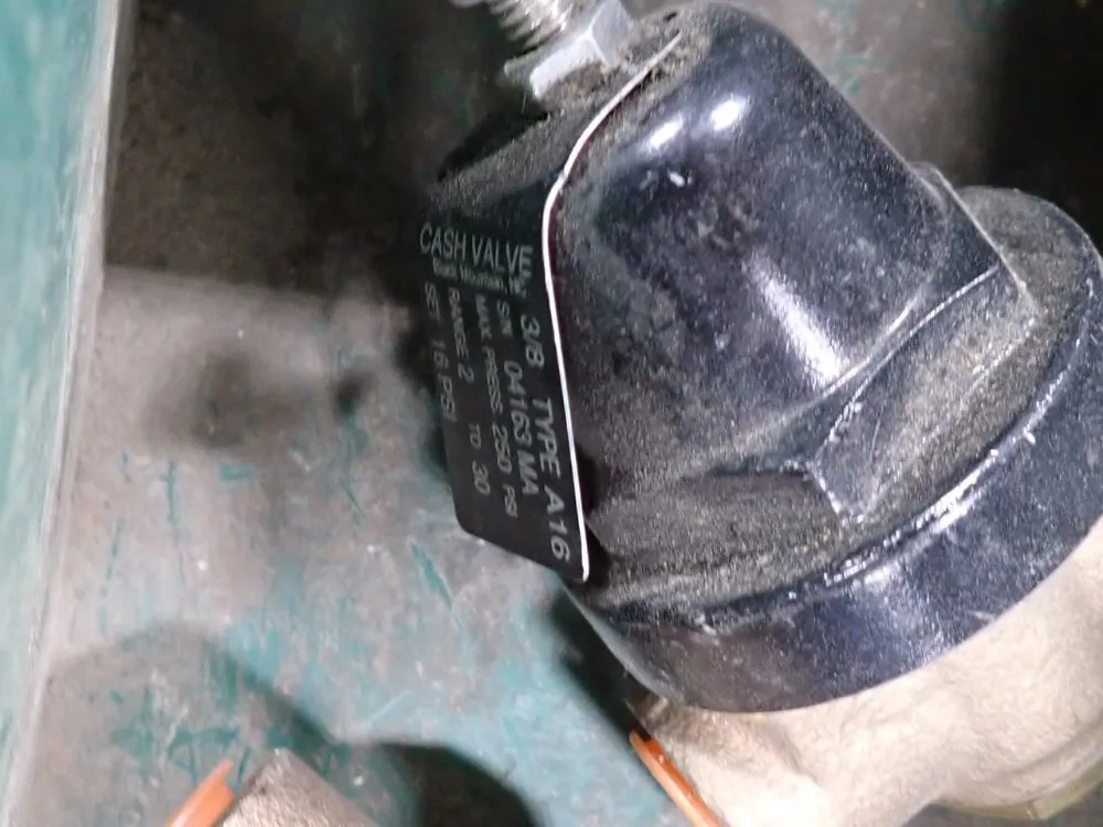 Cash Valve Pressure Regulators - A16