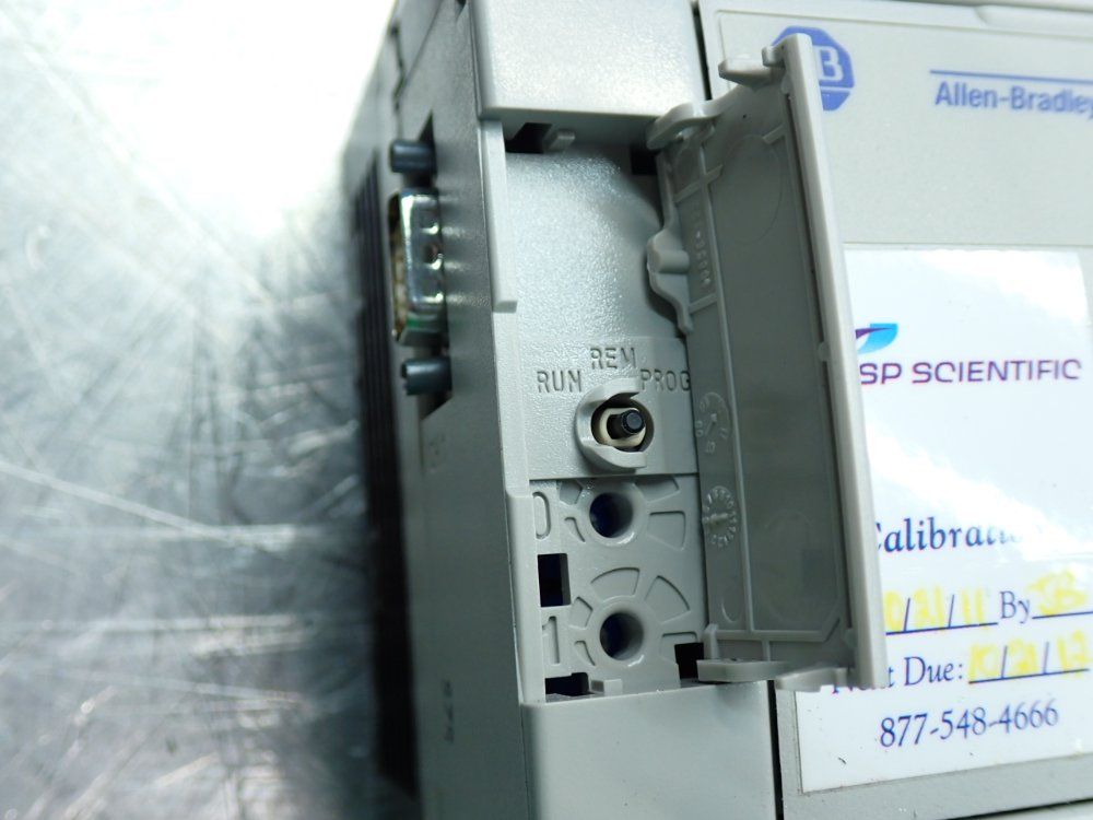 Allen Bradley Micologix 15oo Plc Controller Module - 1764-24bwa