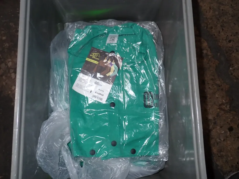 Black Stallion Xlarge Flame Resistant Welding Capes - F9-21cs