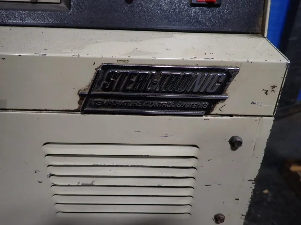 Sterling Inc Temperature Controller - S8412-a