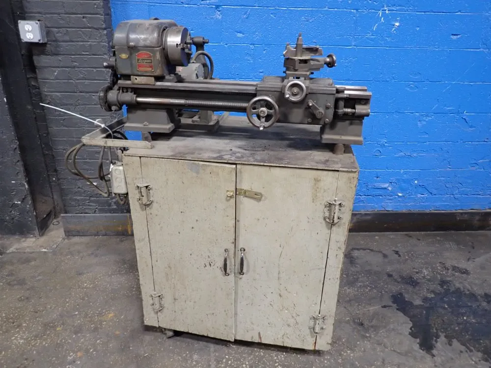 Logan Engineering Co 17" X 4 1/2" Lathe - 400
