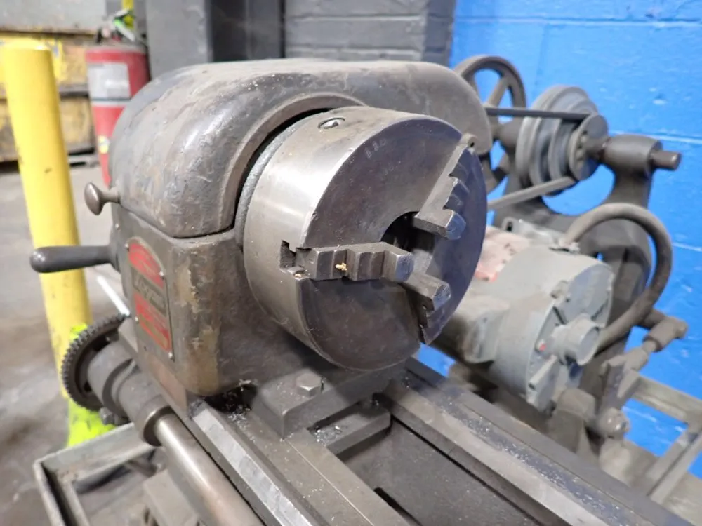 Logan Engineering Co 17" X 4 1/2" Lathe - 400