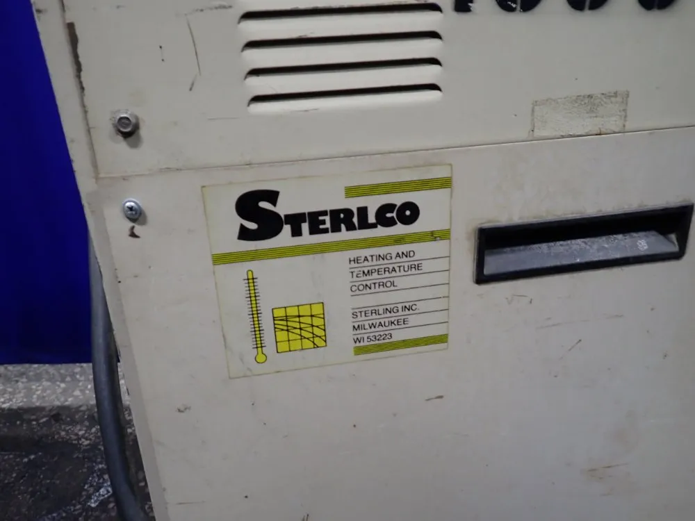 Sterlco Temperature Controller - S812-ak