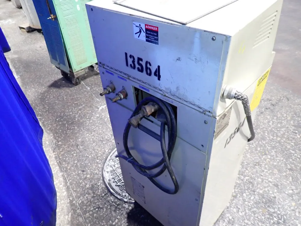 Sterlco Temperature Controller - S812-ak