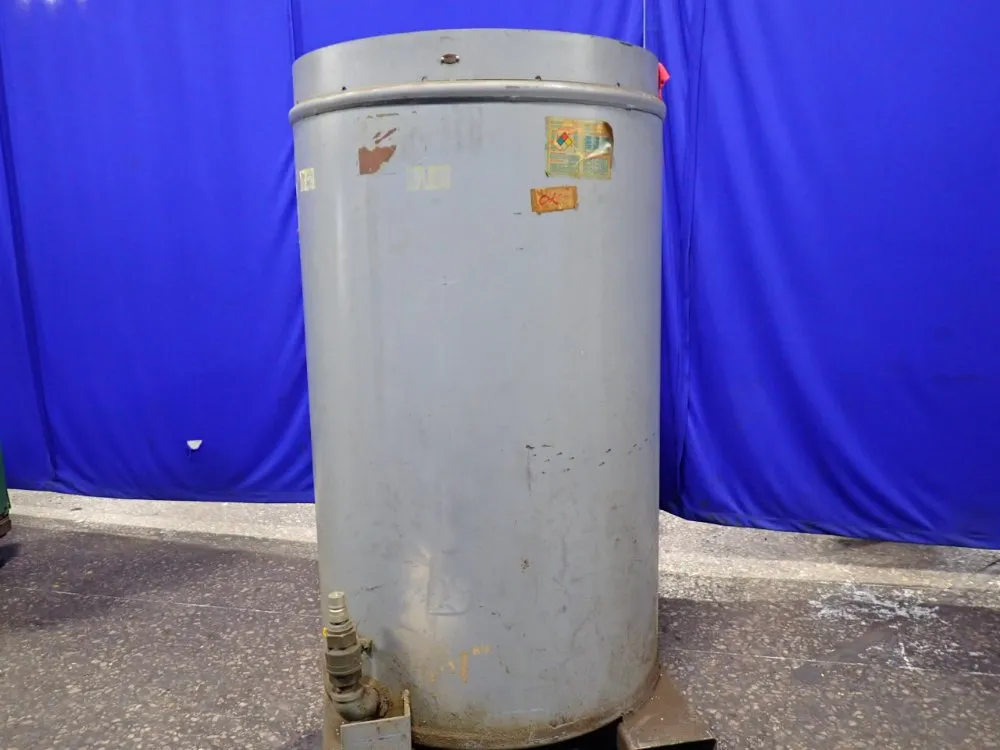 371 Gal Oil Tank