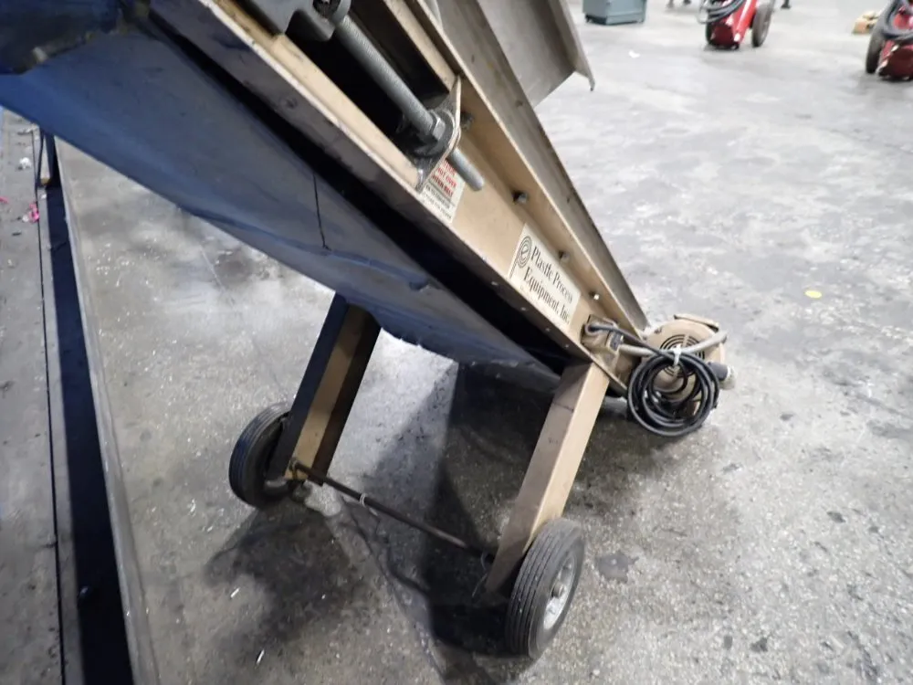 Plastic Process Equip. 18" X 50" Portable Conveyor Belt System - Icb-1806