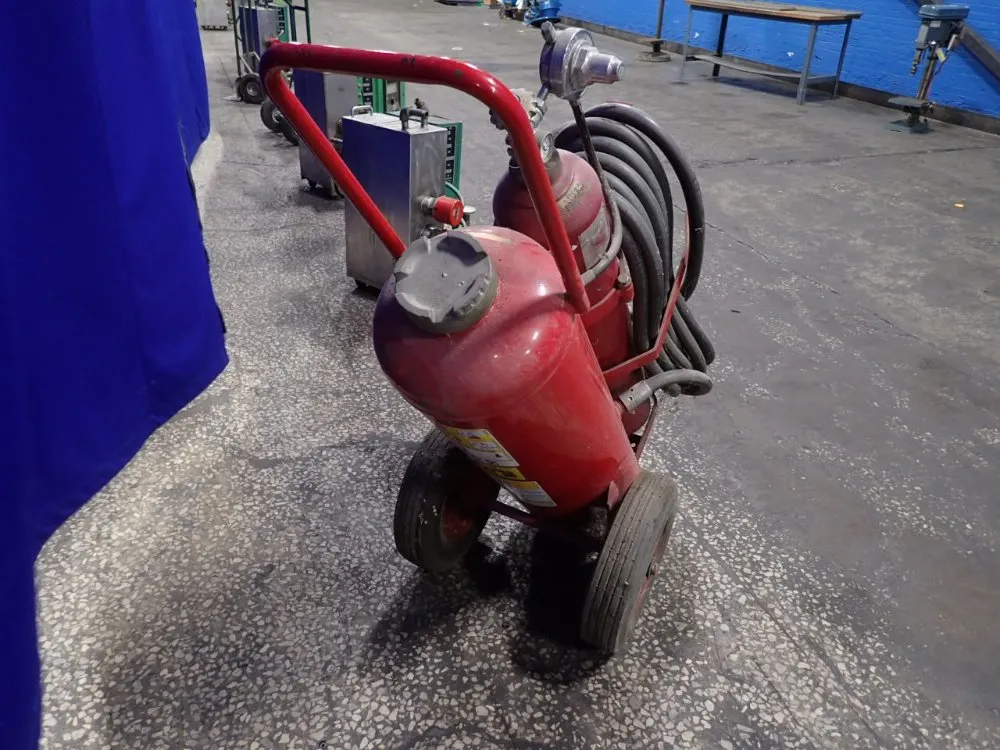 General Fire Extinguisher Corporation Fire Extinguisher - Twdc-150f