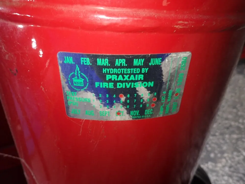 General Fire Extinguisher Corporation Fire Extinguisher - Twdc-150f