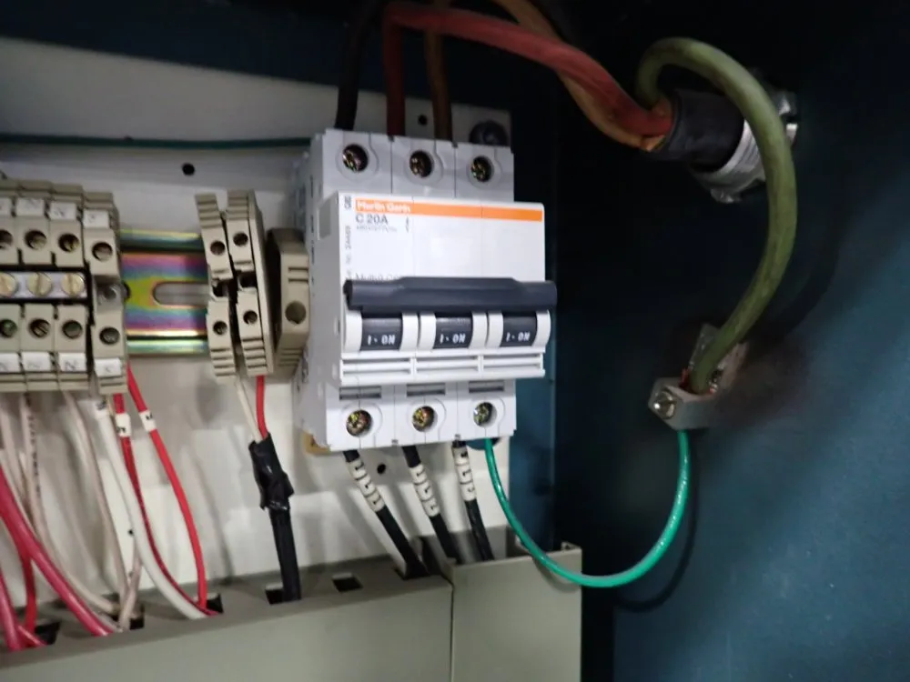 Una-dyna Dryer - Udc-50