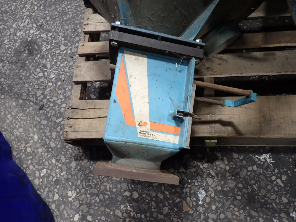 Bunting Magnetics Hoppers