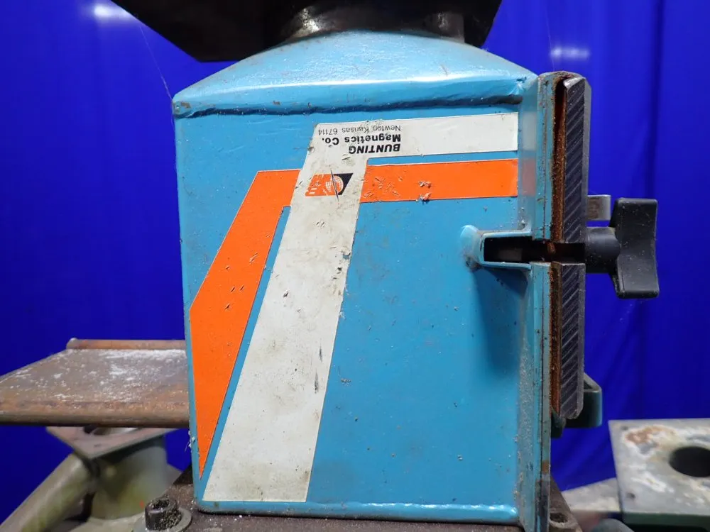 Bunting Magnetics Co, Una-dyn Hopper