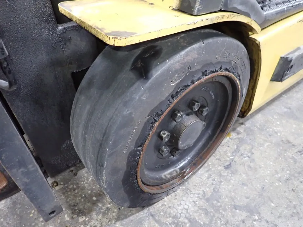 Caterpillar 2750 Lbs Electric Forklift - Ep18kt