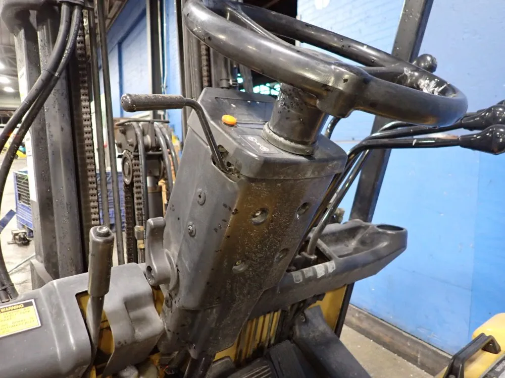 Caterpillar 2750 Lbs Electric Forklift - Ep18kt