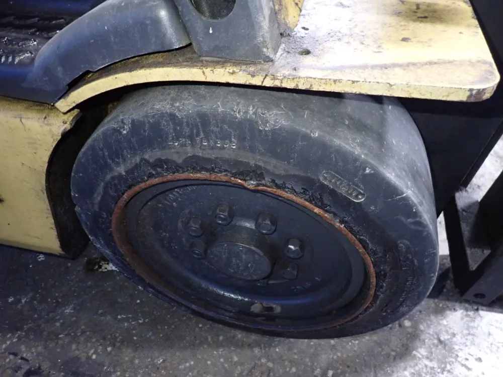 Caterpillar 2750 Lbs Electric Forklift - Ep18kt