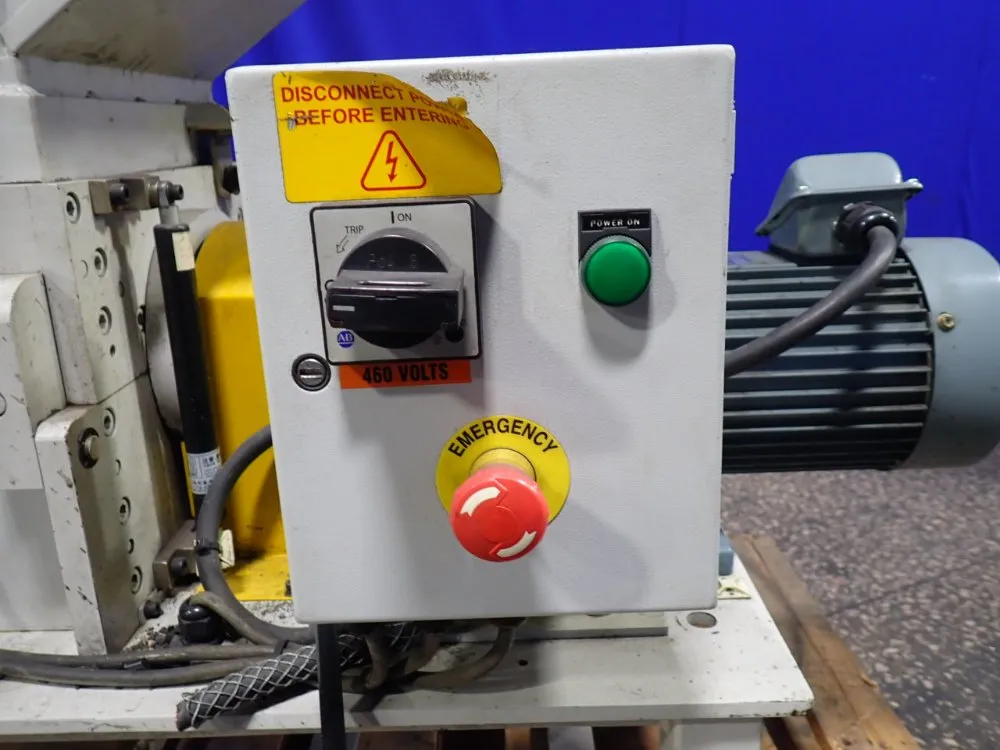 Matsui 12" X 10.5" Granulator - Smgl2-200u