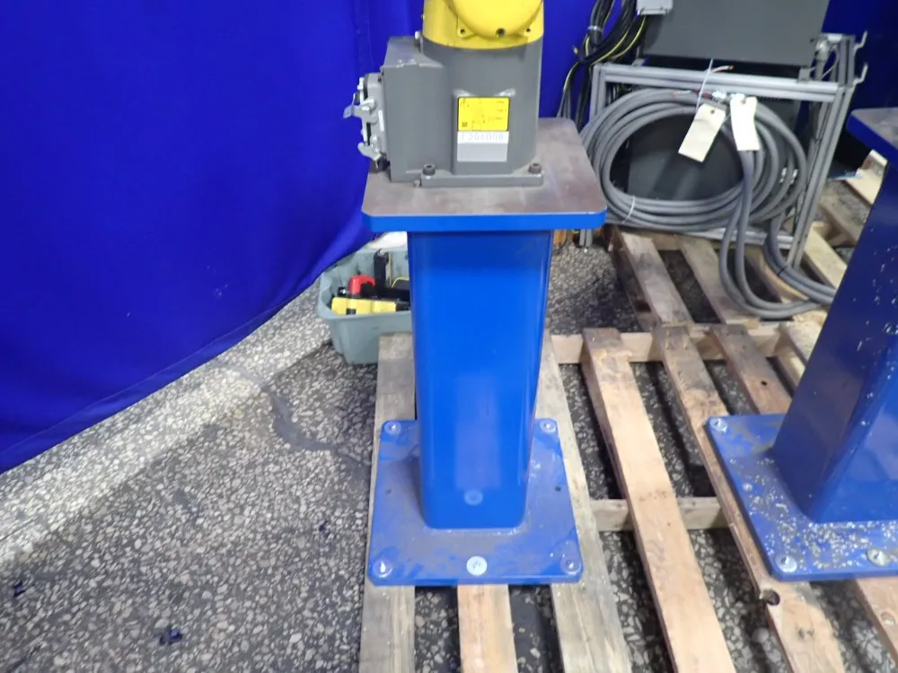 Fanuc Robot - Lr Mate 200id 7l / Lr Mate 200id 4s