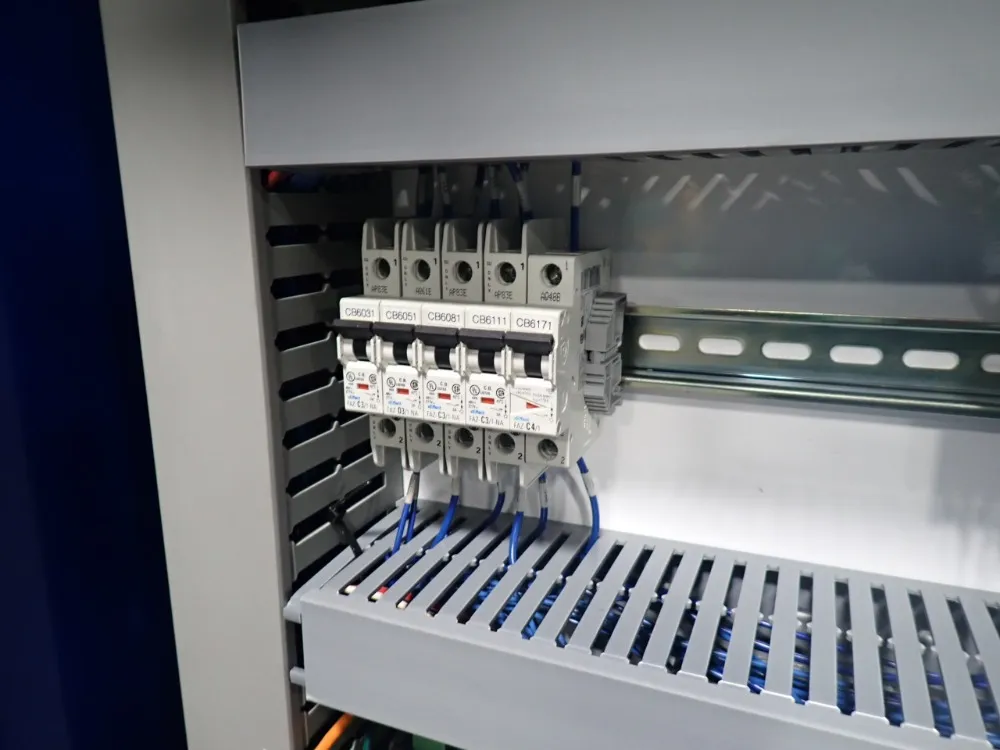 Fanuc Robot - Lr Mate 200id 7l / Lr Mate 200id 4s