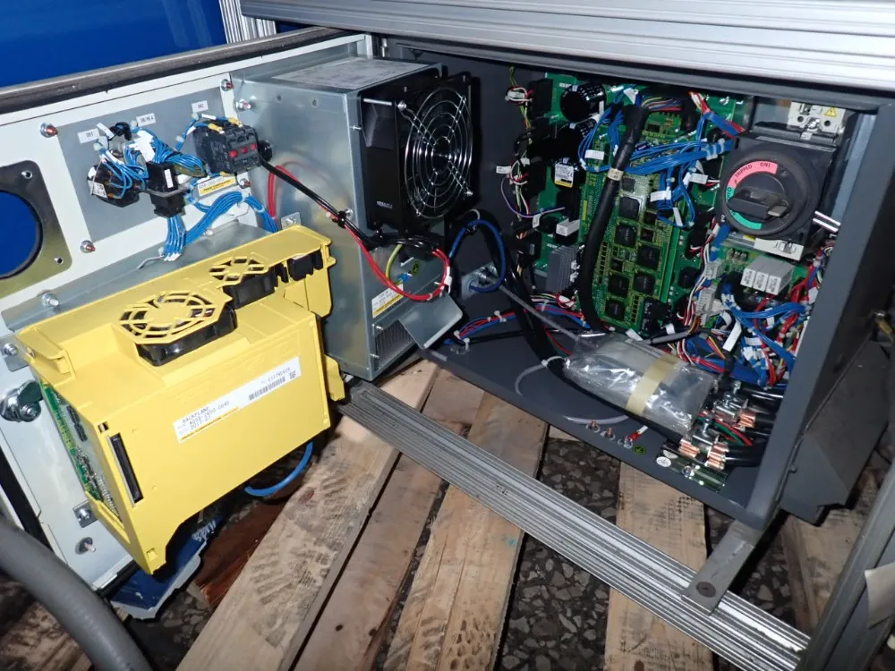 Fanuc Robot - Lr Mate 200id 7l / Lr Mate 200id 4s