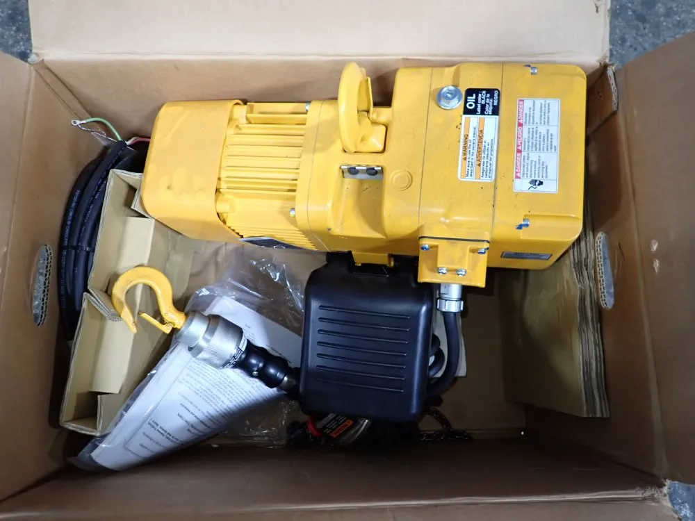 Harrington 1/8 Ton Chain Hoist - Er2a-910842