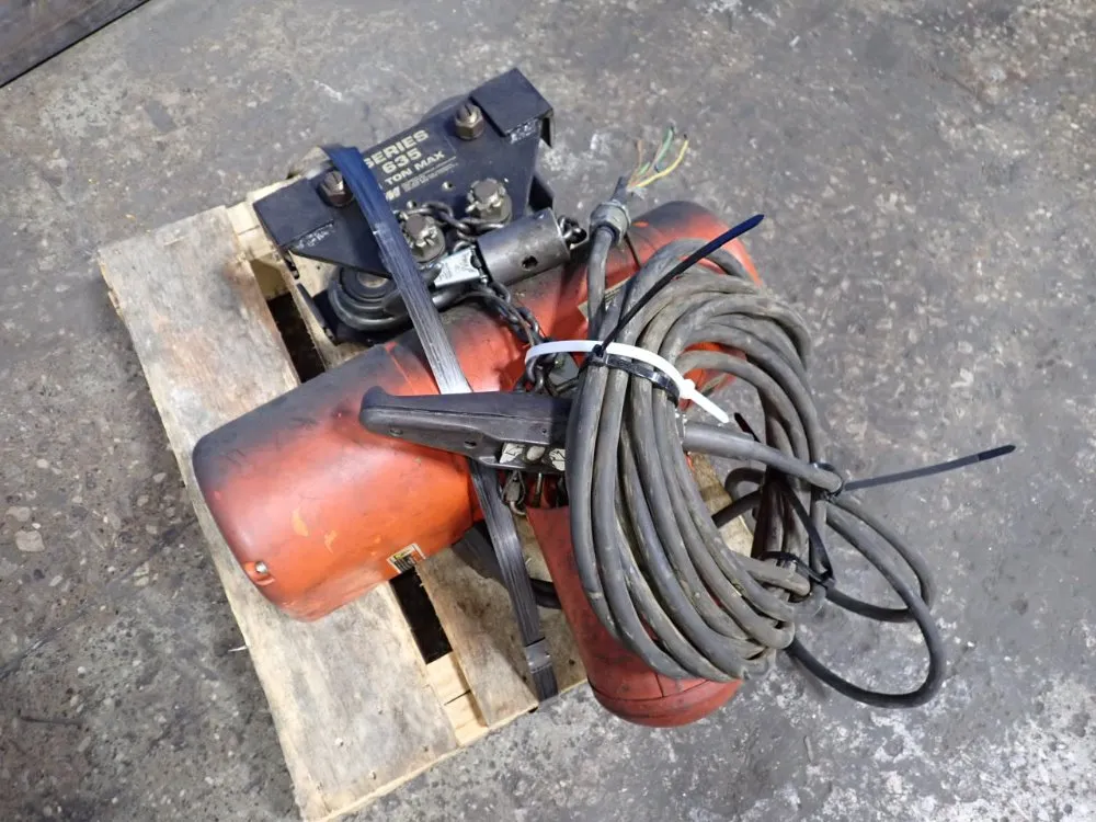 Cm 1/2 Ton Chain Hoist - Lodstar