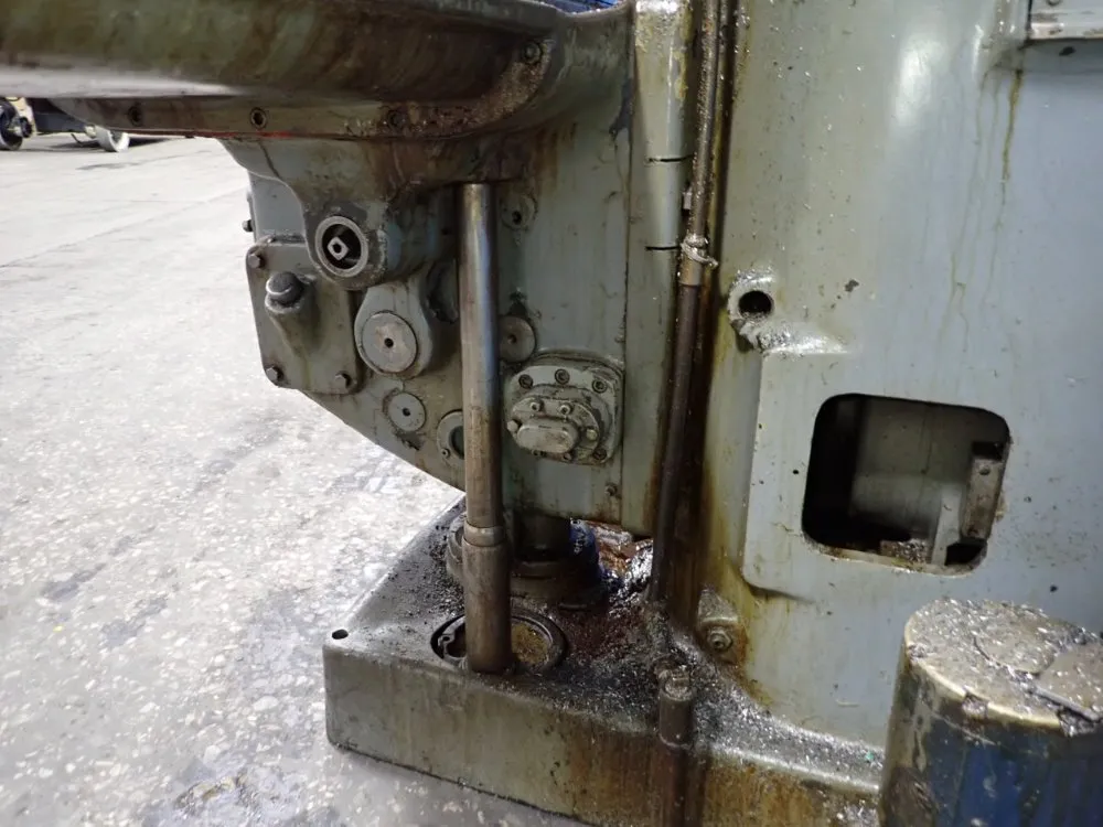 Cincinnati 10" X 35 1/2" Horizontal Mill