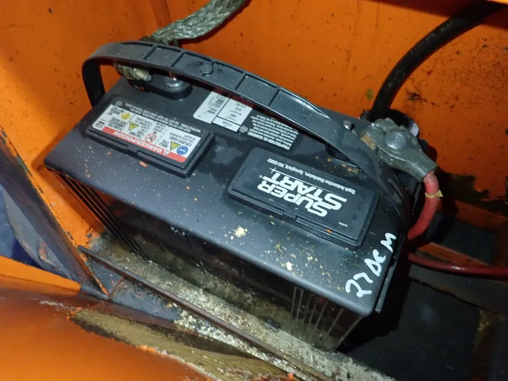 Presto 1000 Lbs Straddle Lift