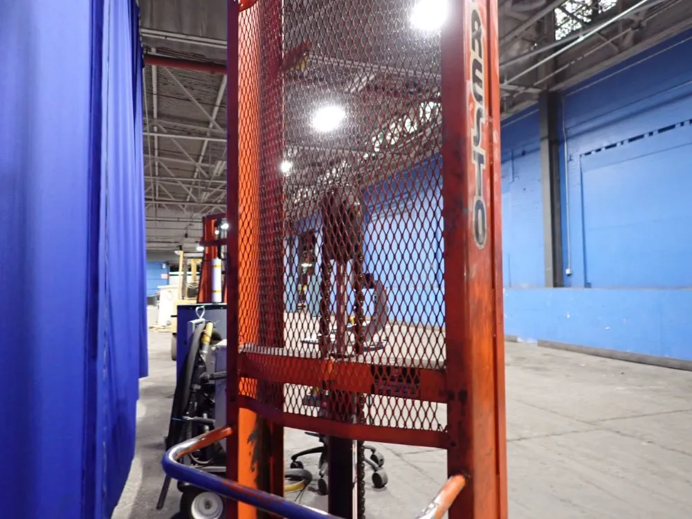 Lee Engineering 1000 Lbs Straddle Lift - M478