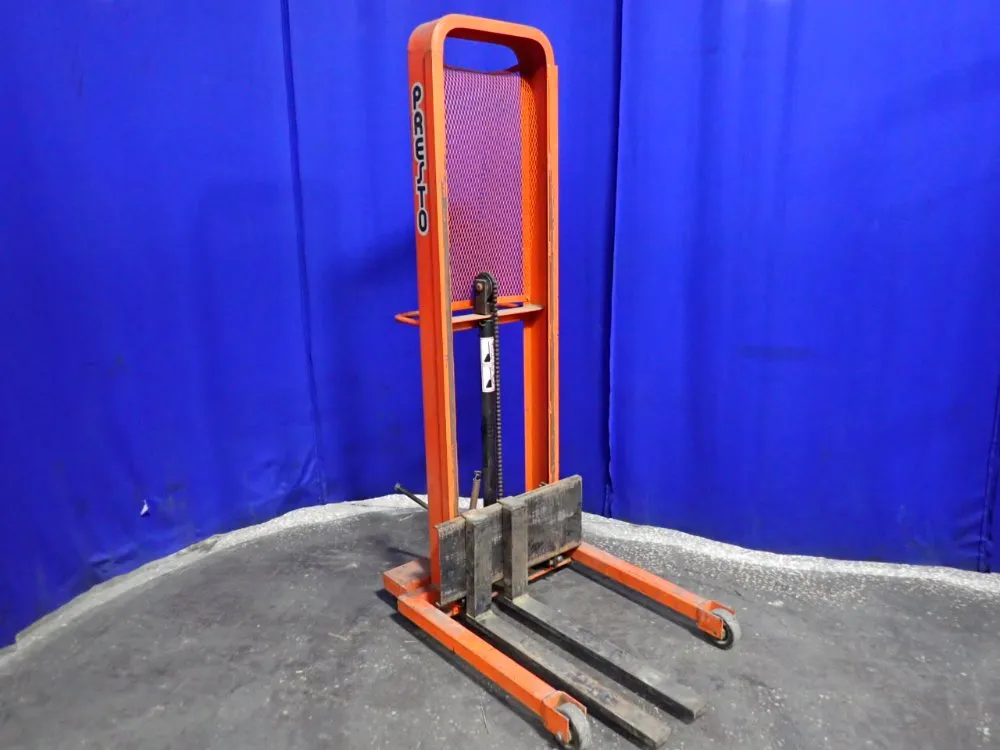 Lee Engineering 1000 Lbs Straddle Lift - M466