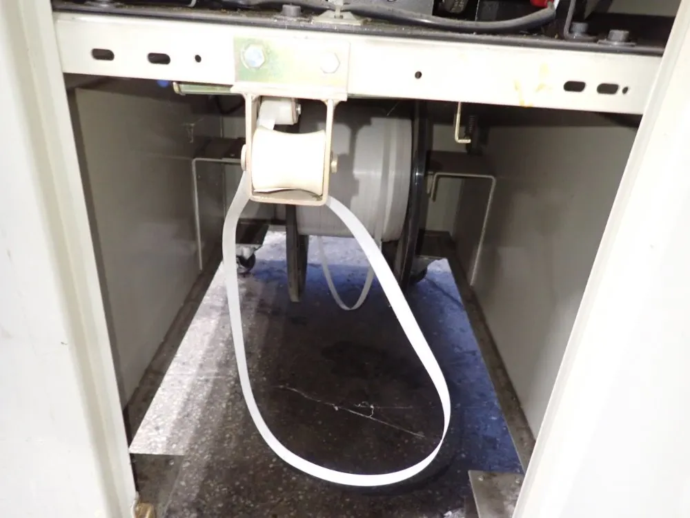 Uline 30" X 1" Strapping Machine - H-959