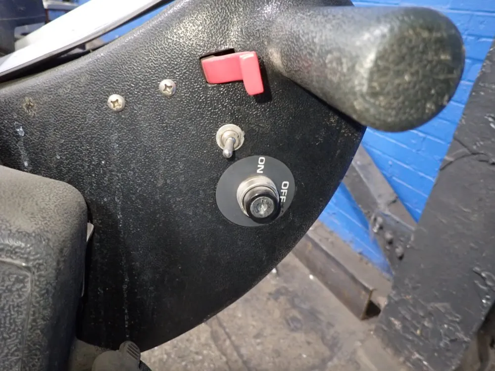 Viper 25" Floor Scrubber - Fang 26t