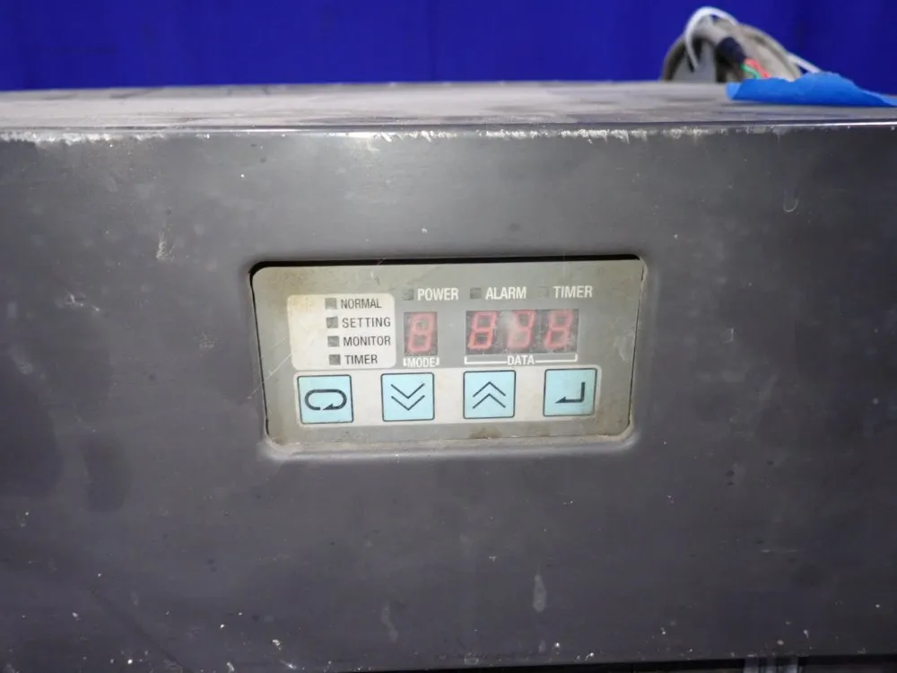 Daiken Chilling Unit - Akzw458-c-a244b