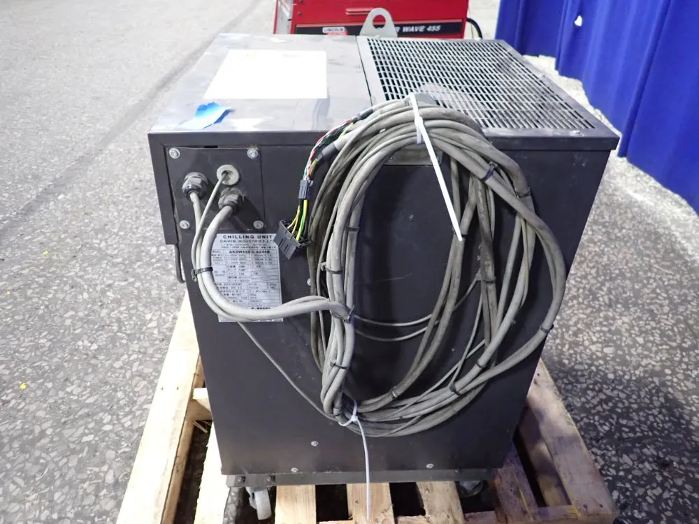 Daiken Chilling Unit - Akzw458-c-a244b