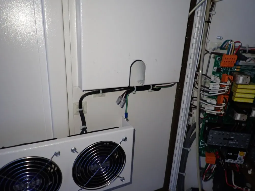 Fadal 16" X 35 1/2" Cnc Vmc - Vmc3016fxmp Ht