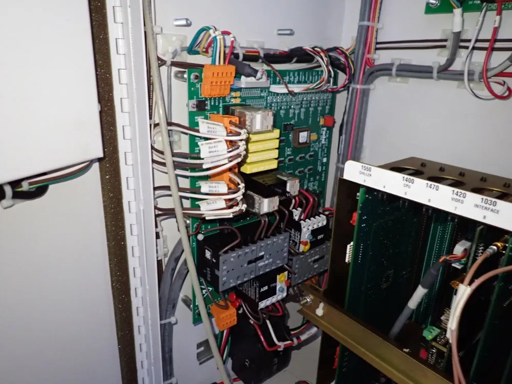 Fadal 16" X 35 1/2" Cnc Vmc - Vmc3016fxmp Ht